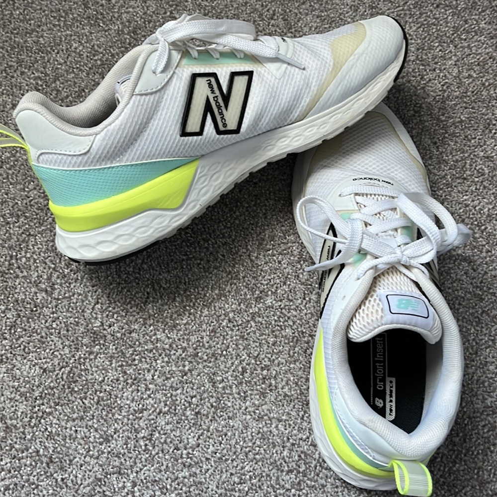 New balance women’s sneakers